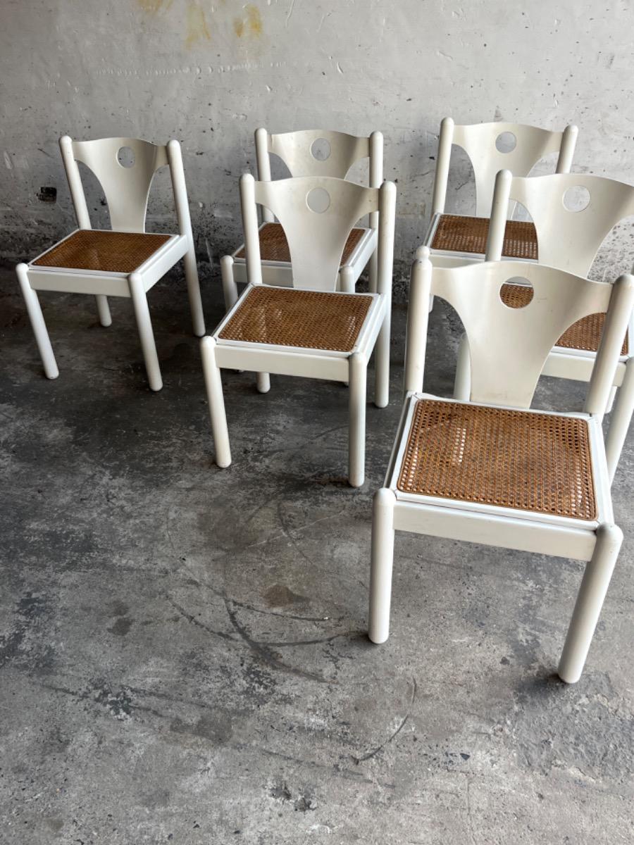 Mid century modern chairs 